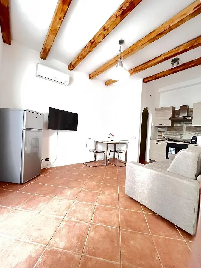 Apartment Kibilu - Via Palazzi - Stazione Centrale - Corso Buenos Aires - Shopping Area Milan